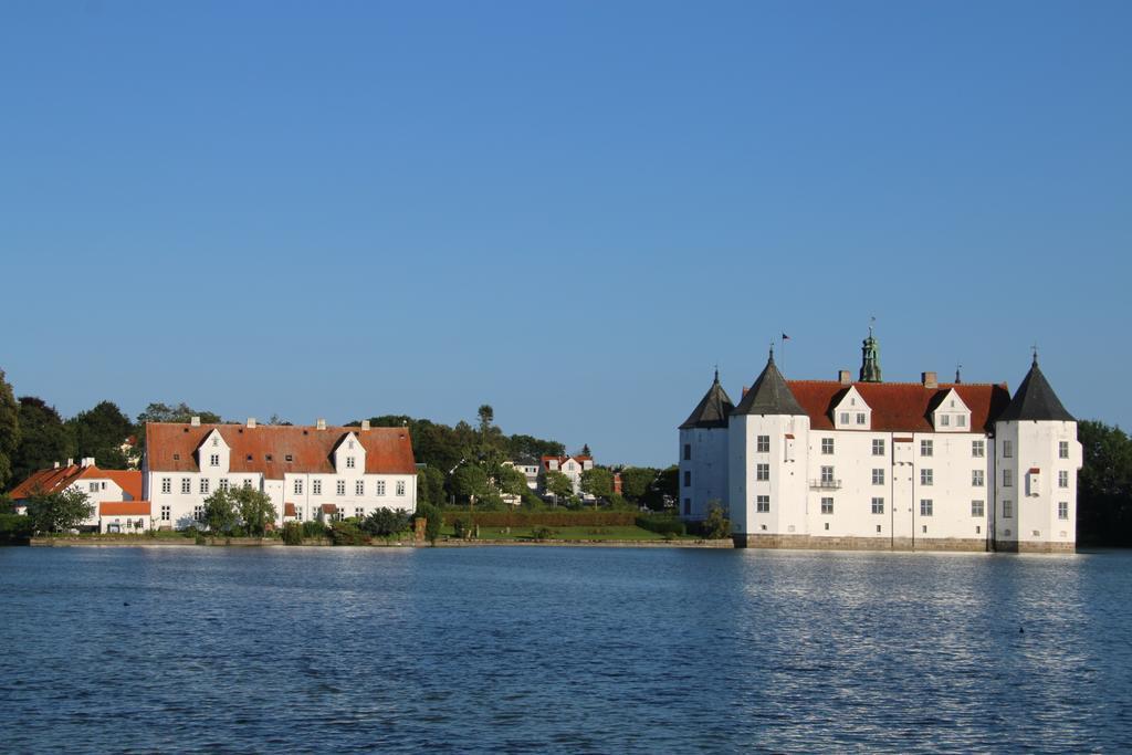 Ferienwohnungen Tobian Gluecksburg Exterior photo